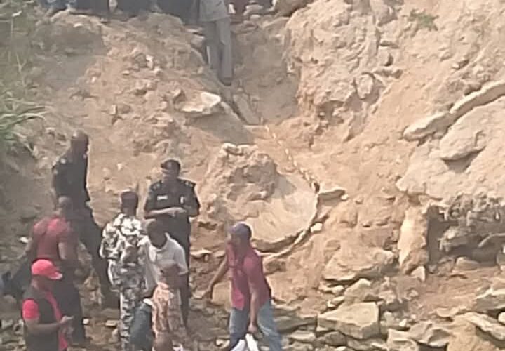 Expatriate, Others Missing As Vehicle Fleeing Kidnappers Plunges Into River