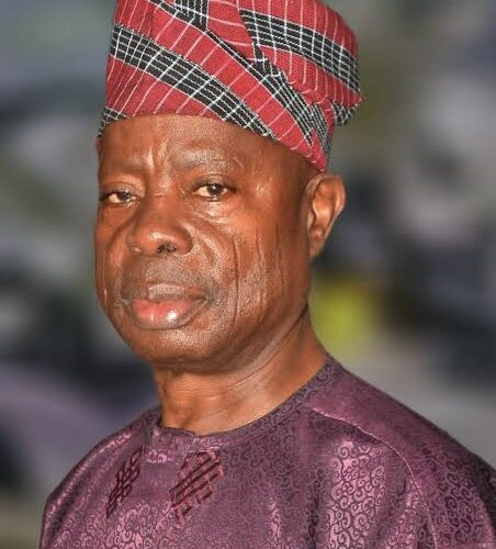 Oyo Deputy Gov felicitates Babaloja general, YK Abass on birthday