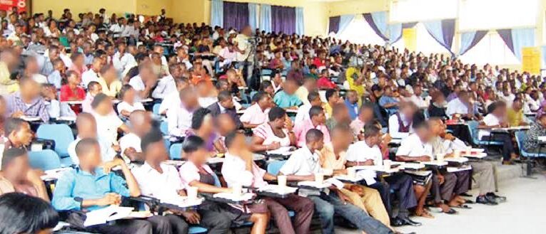 37 Students Expelled Over Whatsapp Group (Photos)