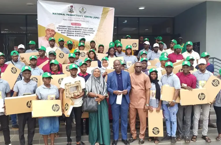 Again, Agboworin empowers over 50 youths with laptops in Ibadan