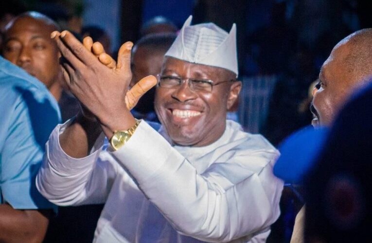 Taofeek Arapaja: A Man of Sequential Achievements – By Kehinde Gbadeyanka