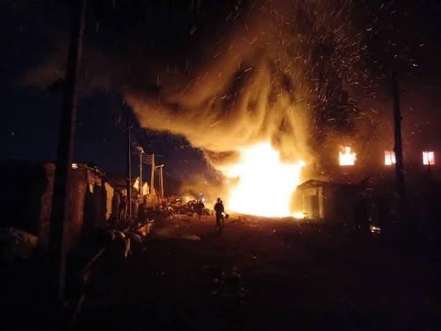 Gas Cooker Sets 20-Room Building Ablaze In Kwara 