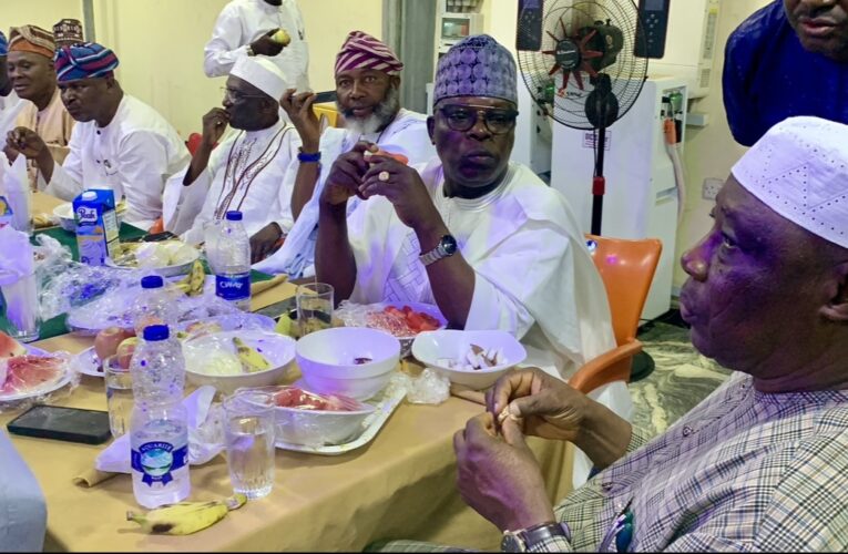 Oyo Deputy Gov hosts Aare Musulumi De-damak, Gov’t officials, community leaders, others on special iftar