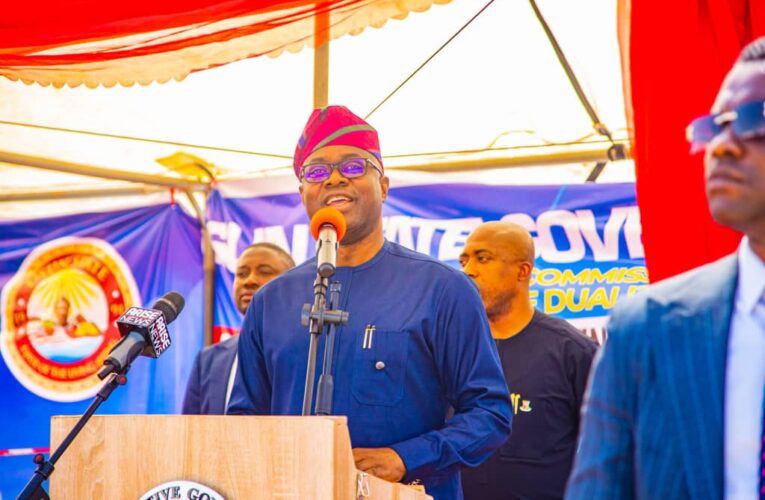 Oyo state building permits; When will Other Local Govt. Chairmen Challenge State Ministry? By Waheed Adebare
