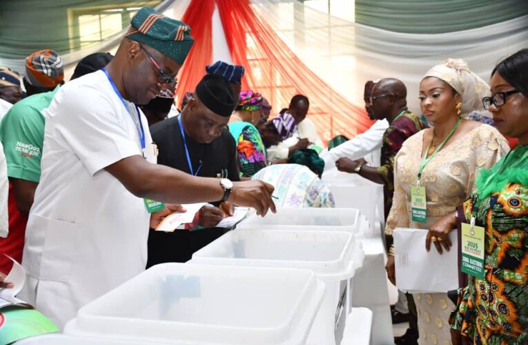 Makinde hails rancour-free S/West PDP congress
