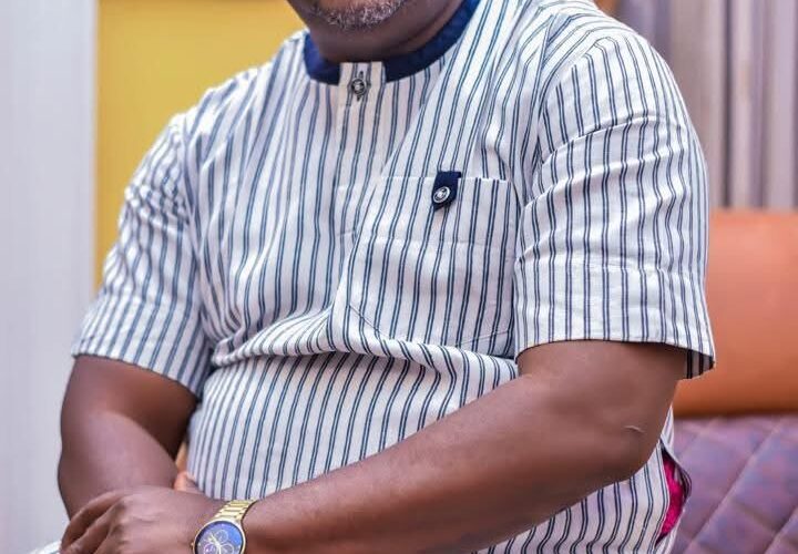 Oyo majority leader, Sanjo Adedoyin felicitates with Christians on Easter