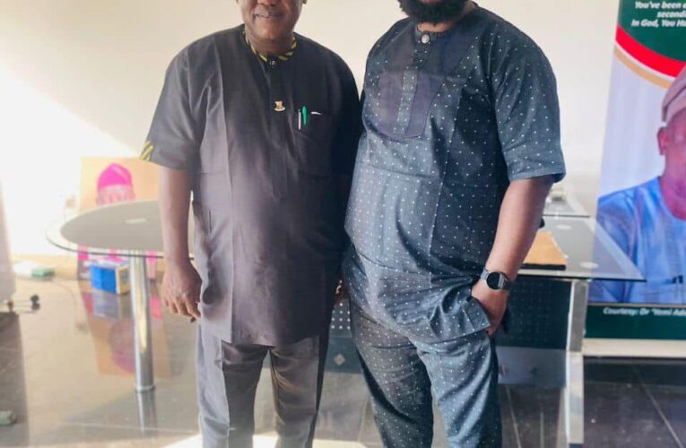 Ogunlade felicitates Onireti on his birthday