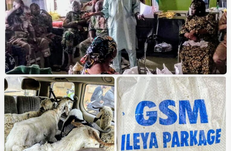 Excitement in Oluyole LG as PDP leaders, stakeholders get Akeem Olatunji’s Salah largesse