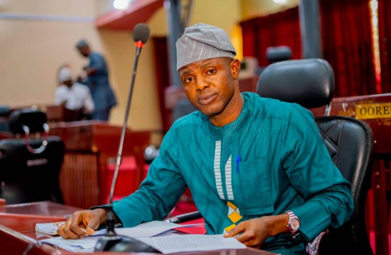 OkeOgun Collapsed Bridges : Oyo Assembly Minority Leader, Waliu Appeals to Makinde For Intervention