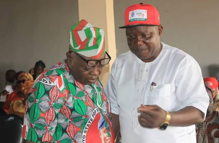 Ogbomoso North Chairman, Ogunlade felicitates Hon. Sunday Bankole on birthday 