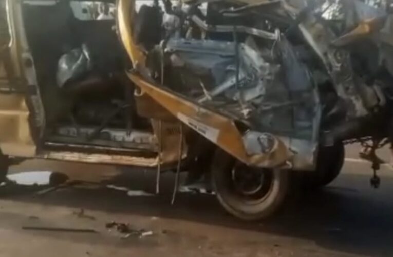 JUST IN: Eight killed, eight injured in road crash 