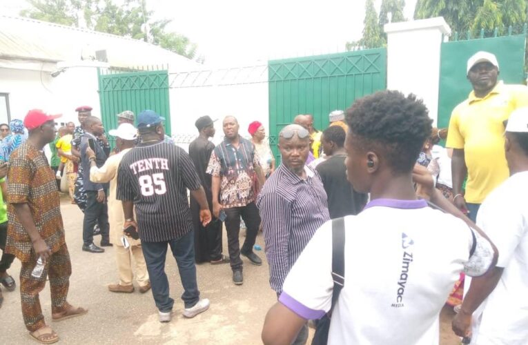 Obaseki Never Treated Us This Way, Okpebholo’s Supporter Locked Out Of Govt House