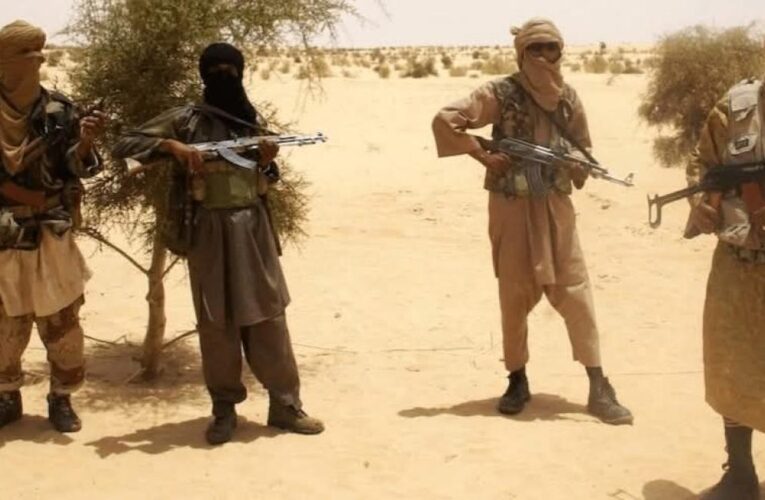 Bandits Ambush, Kill Soldiers, Vigilantes In Plateau, Cart Away Rifles, Uniforms