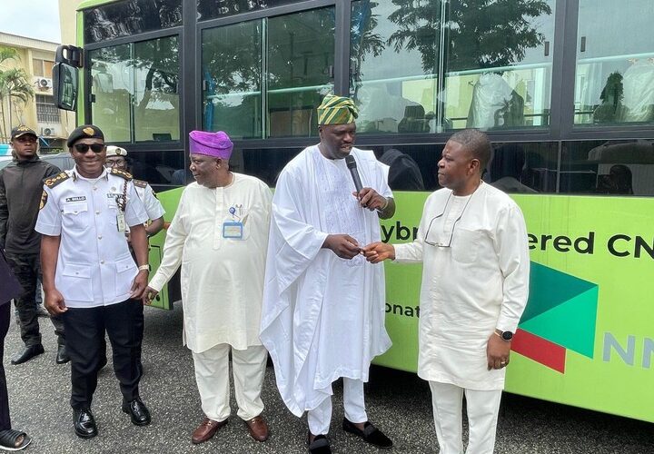 Presidential CNG Initiative Donates CNG Buses To FCTA