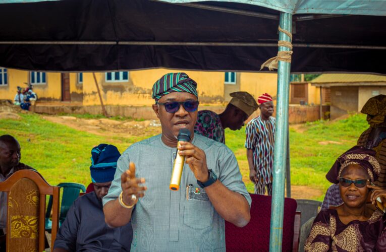 Oyo Govt Cracks Down on Absenteeism Among Local Govt Staff