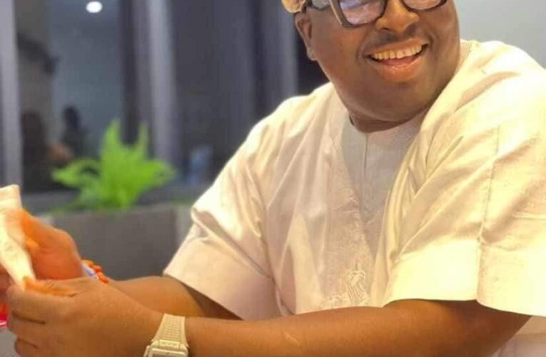Why Oyo Youths and Women Are Proud of Agba’Akin Akika –  Peter Naija24hrs publisher 