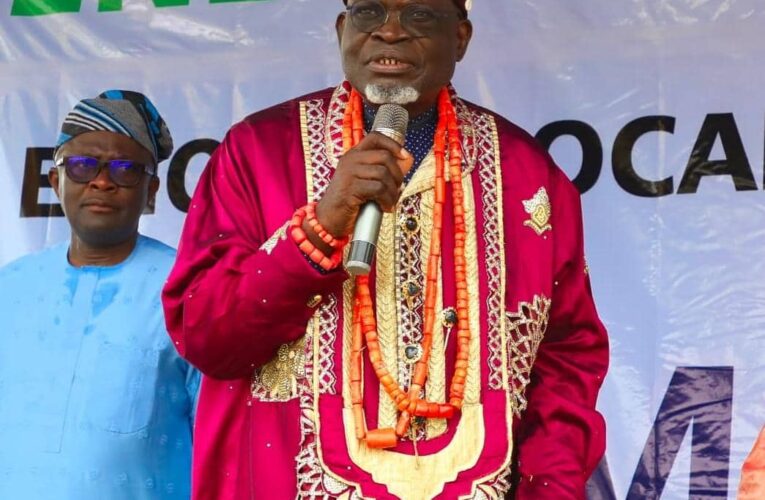 Rivers Monarch Hails Wike, describes him as “dependable ally, leader to be followed”