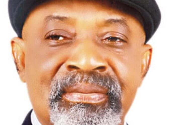 Ex-Anambra Governor, Chris Ngige Arrested By EFCC In Abuja