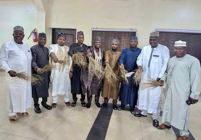 Six suspended Zamfara Assembly members dump PDP, defect to APC 