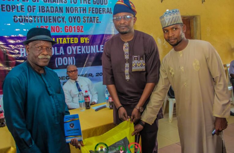 Ibadan North Gets Food Security Boost as Hon. Oyekunle Distributes 320 Bags of Rice