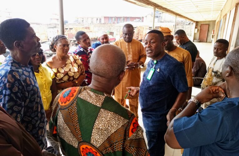 How consultants are using Makinde’s name to exploit, shortchange us – Oyo waste collectors cry out