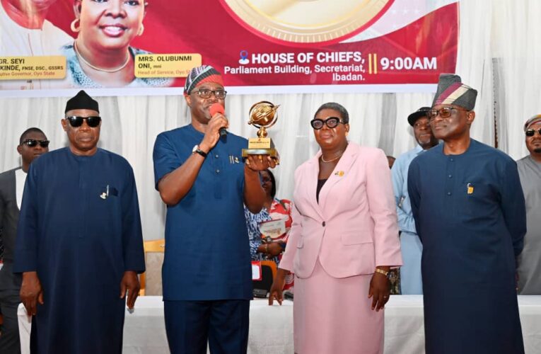 You’ve shown dedication, commitment to our state, Makinde lauds workforce at 2025 Public/Civil Service awards 