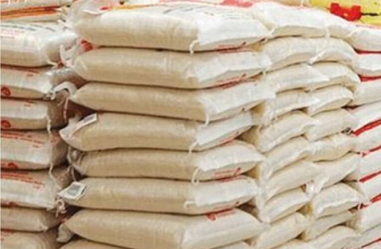 OYSPPMA Chairman, Open Salawu, Begins Distribution of 50 Bags of Rice to PDP Members Across 5 LGAs in Ogbomoso