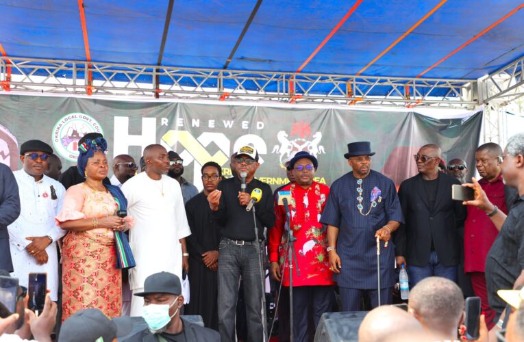 Rivers Ijaw People’s Congress abandons Fubara for Wike