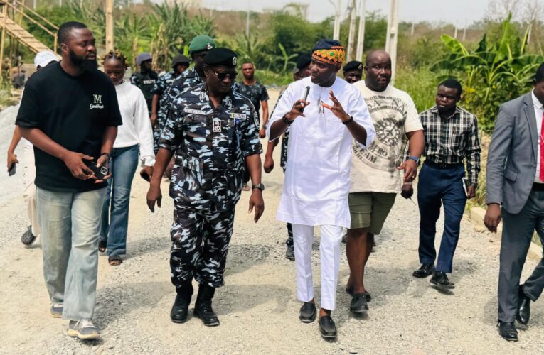Oyo Police Boss Visits Rayfield Gardens City, Emphasizes Vigilance and Security