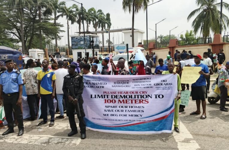 Makoko Residents Protest Property Demolition