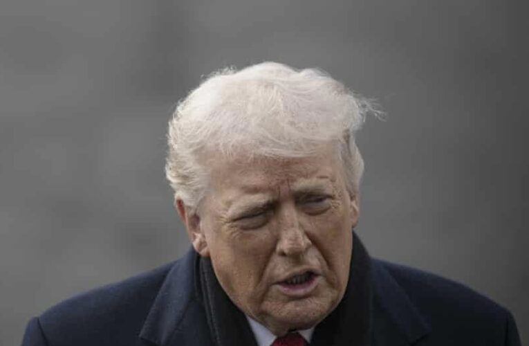 Republicans Warn Trump That Invading Greenland Would End His Presidency 