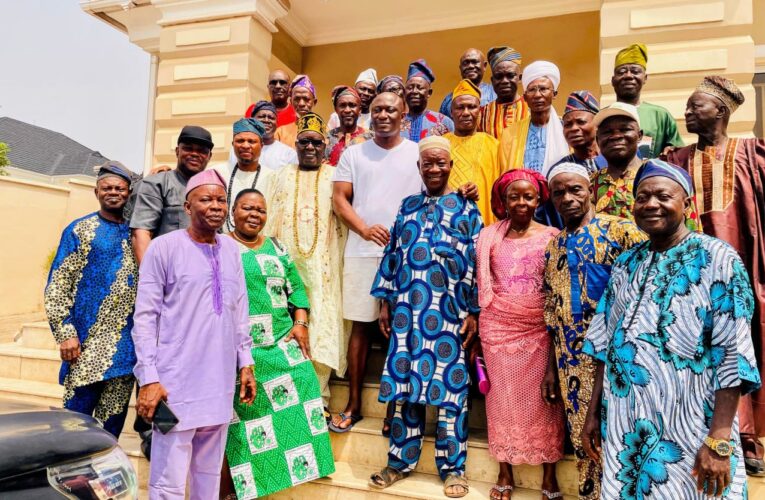 Makinde’s henchman, Otunba Famojuro hosts Oluyole Elders Forum