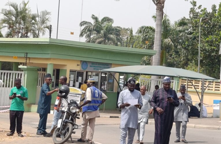 Again, FCTA workers shun NLC, JUAC, resume work