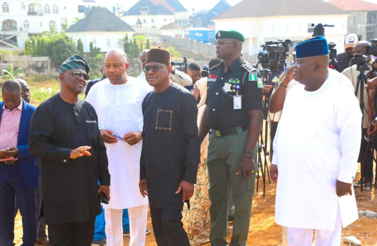 Wike Orders Demolition Of Illegal Estate Built On Land Allocated For Park and Recreation In Guzape District, Inspects Ongoing Projects