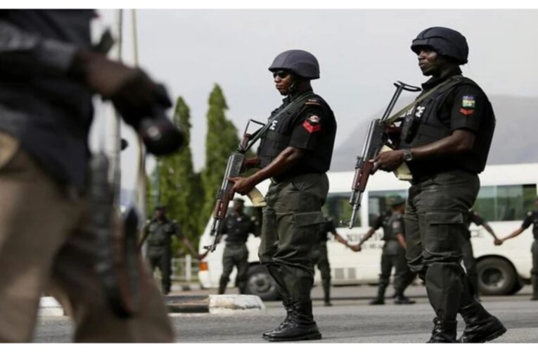 Drama As Policemen Invade Ondo Court Premises To Arrest Bricklayer