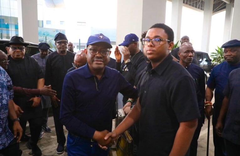 Wike Receives Senator Mpigi’s Body At Abuja Airport