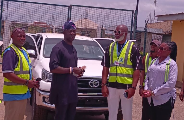 Airport upgrade: Oyo presents specialised vehicle to NAMA