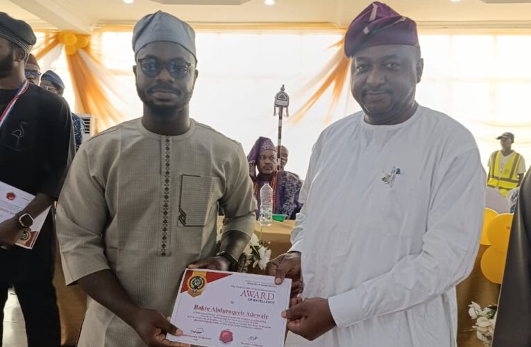 Oyo Giwa Adinni, Open Salawu Supports UI Muslim Students With N3.5m