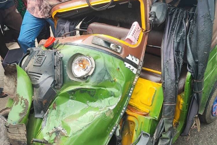 PHOTOS: Many Injured As Cement-Laden Trailer Crashes Into Commercial Vehicles 