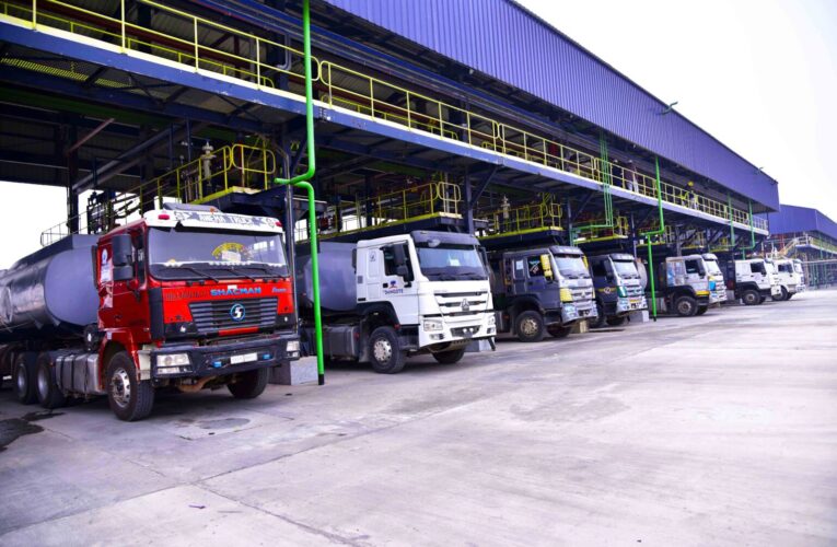 Dangote Refinery Cuts Diesel Price By N200/litre As Importers Receive New Cargos