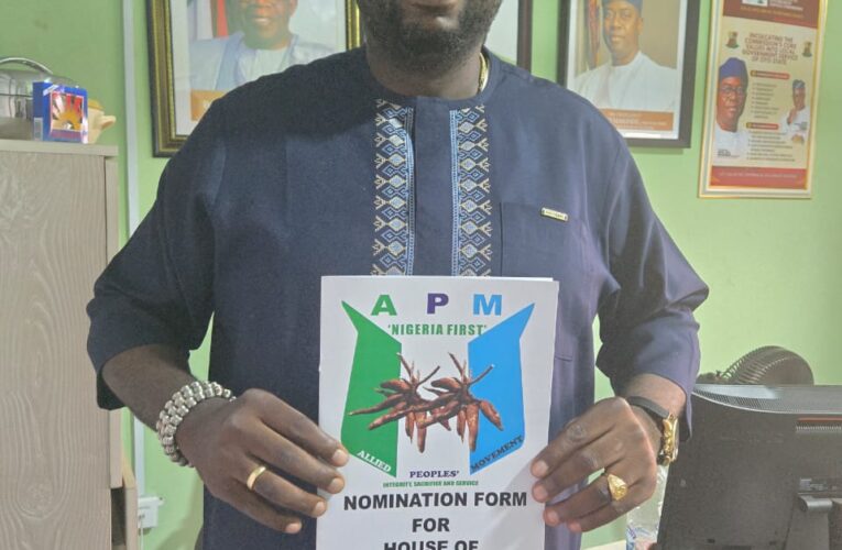 Oke Legacy Picks Up House of Representatives Nomination Form for Ogbomoso-Oriire Constituency