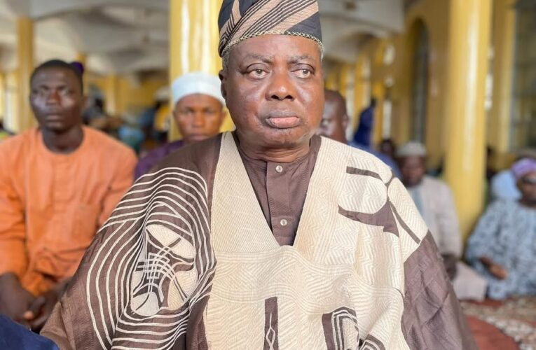 Hon. George Ogunlade Mourns the Passing of the Aare Musulumi of Ogbomosoland