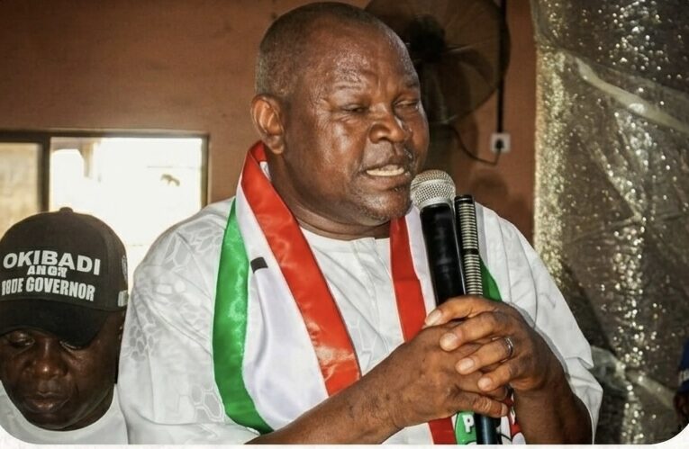 Oyo Deputy Gov Mourns Coach Kenny, Hails Legacy of Service to Sakiland