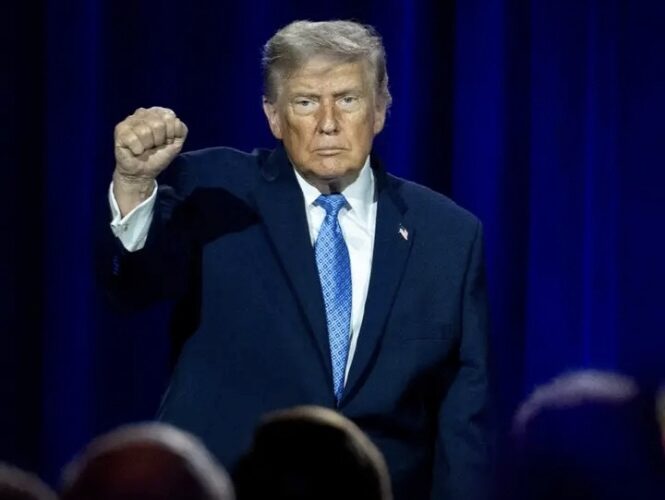 Trump: ‘I’m Saving Christians Throughout the World’