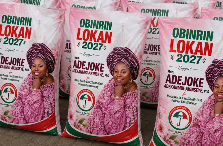IB’North East/South East Rep candidate, Dr. Adejoke Adekanmbi-Akinseye distributes bags of rice, pledges jobs, education support 