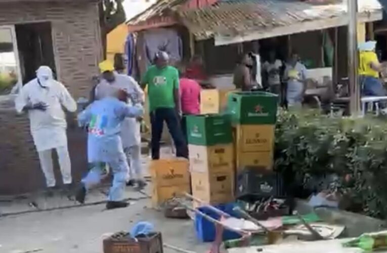 PHOTO: Gov’s aide stabbed as violence erupts at APC stakeholder’s meeting 