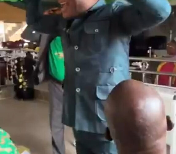 When You Give A Woman Head, Your Glory Vanishes – Pastor Warns Men 