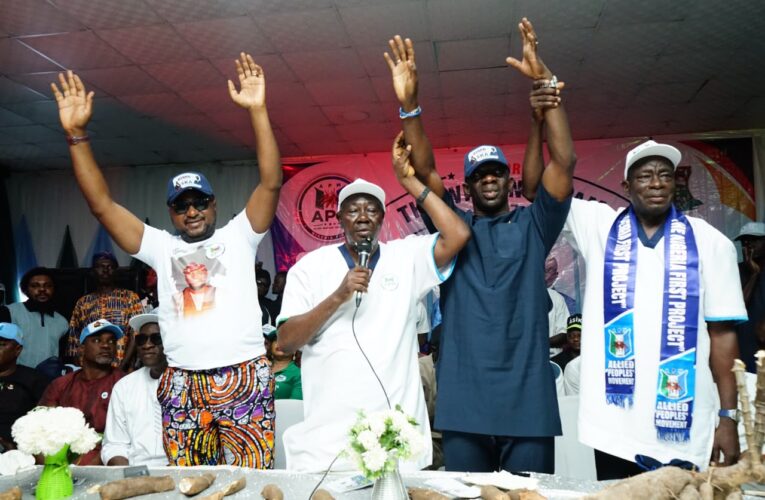 APM’s Adekanmbi, running mate conclude statewide thank-you tour in Oyo