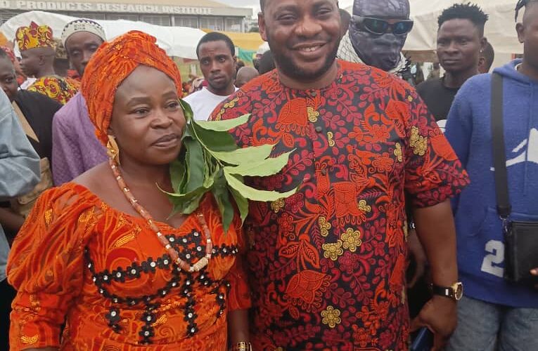 APM Rep Candidate, Akin Fagbemi Donates ₦1m to Ibadan North-West Traders Association at 10th Anniversary