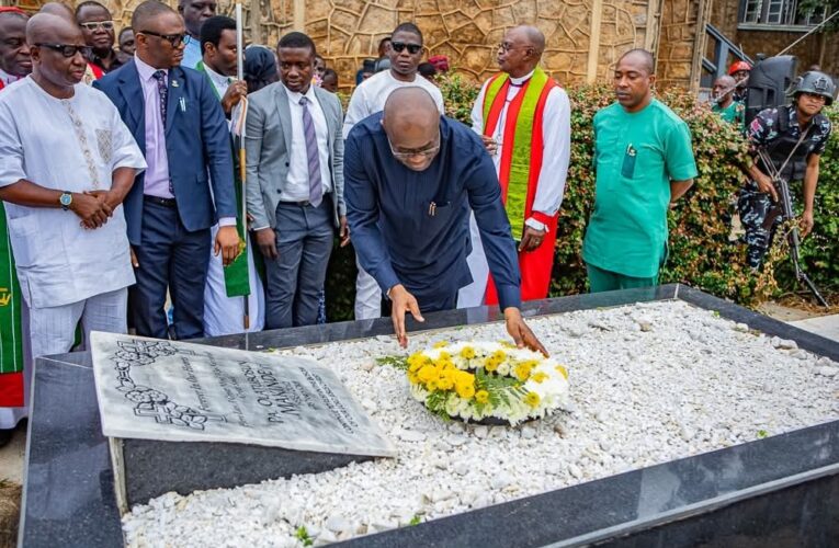 Makinde remembers late father as candid adviser at 14th memorial service